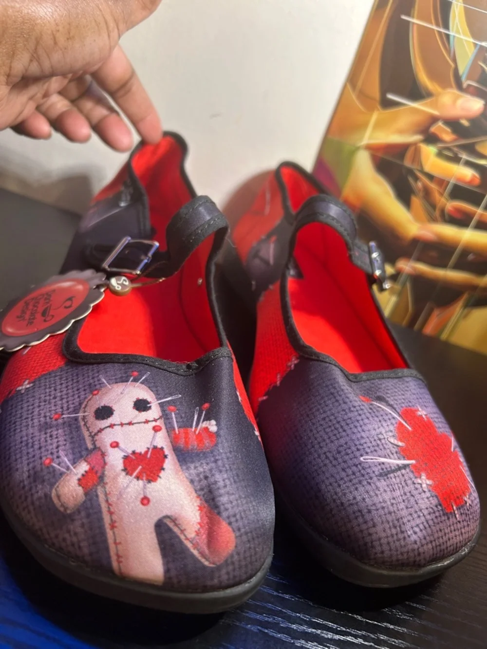 SALE✈️Dark Chocolate Design: Women’s Red & Black Character Mary Jane Flats~NWT’s - Picture 5 of 9